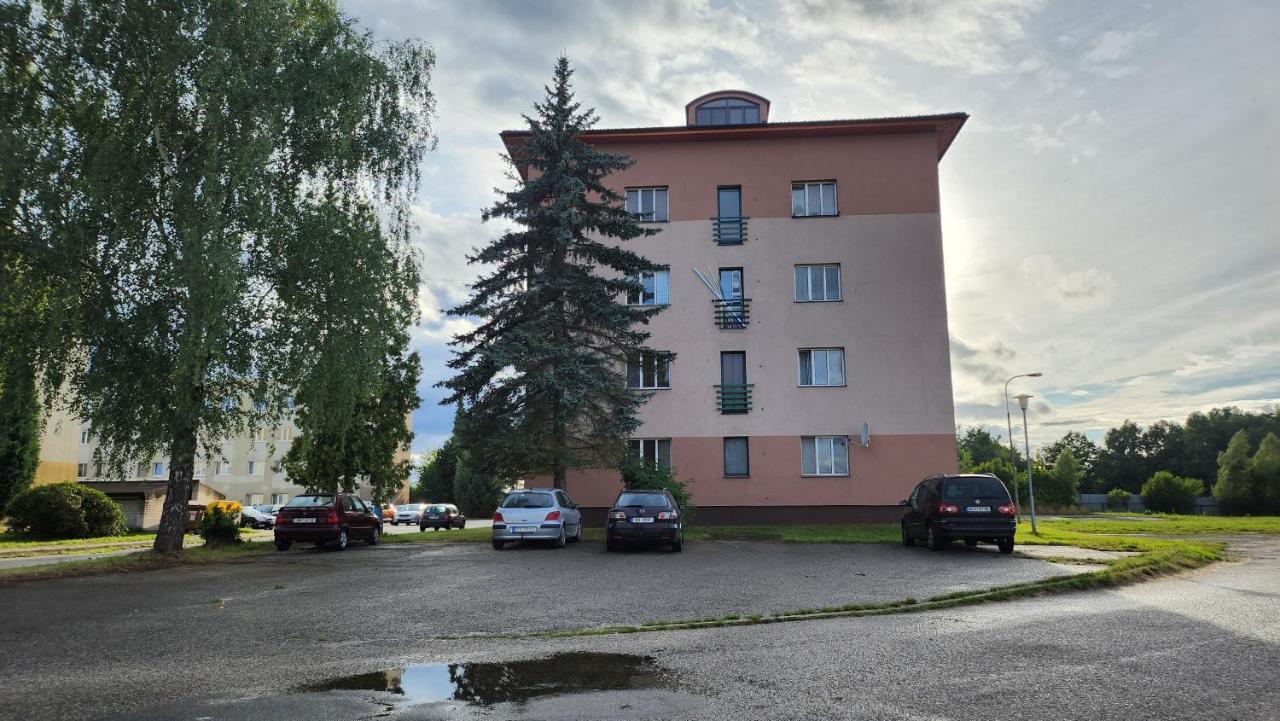 Suk Apartman 24 Сухдол над Лужници Екстериор снимка
